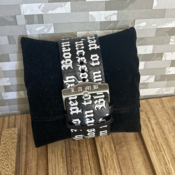 L.A.M.B. Watch “born to blossom, bloom to perish” - Picture 2 of 6